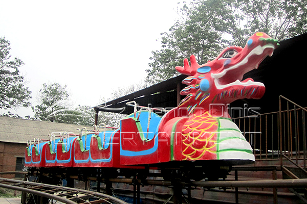 Dragon montagnes russes