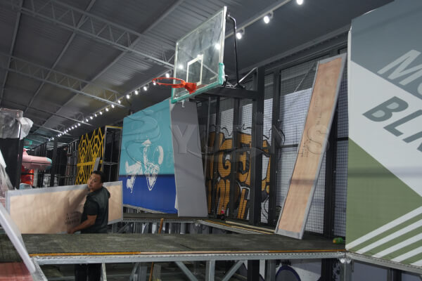 installation d'un parc de trampolines Slam Dunk