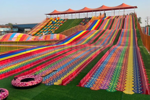 projets commerciaux rentables de Rainbow Slide