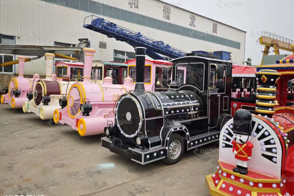 trains d'attractions à vendre en stock